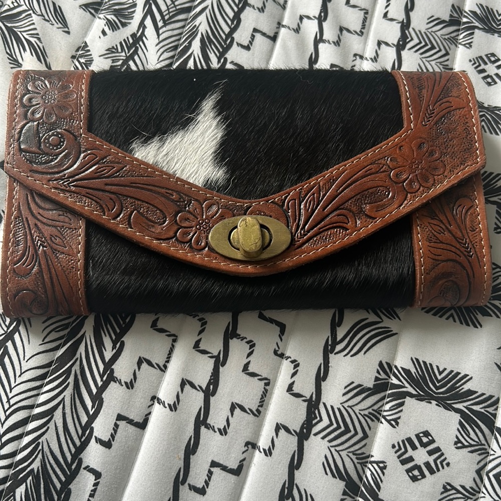 Advent tooled leather cowhide wallet